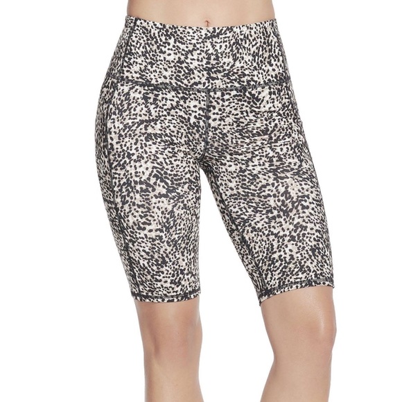 Jessica Simpson Pants - 5/$20 Jessica Simpson Sportswear Womens Amber High Rise shorts